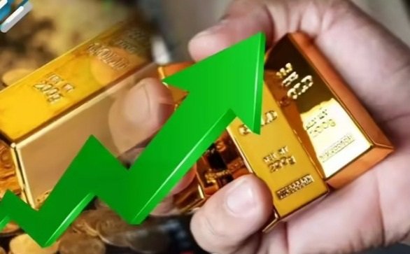 Gold-Silver Price 18 Feb 2026: घसरणीला ब्रेक! चांदीत जोरदार वाढ, सोन्याच्याही दरात तेजी; मोठ्या पडीनंतर सराफा बाजारात पुन्हा तेजीची चिन्हे?