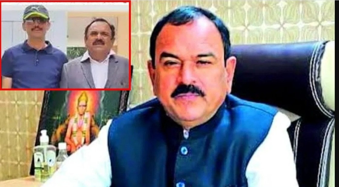 नाशिकमध्ये स्वतःला “बाबा” म्हणून प्रसिद्ध असलेले कॅप्टन अशोक खरात यांच्याभोवती मोठा वाद निर्माण झाला आहे.