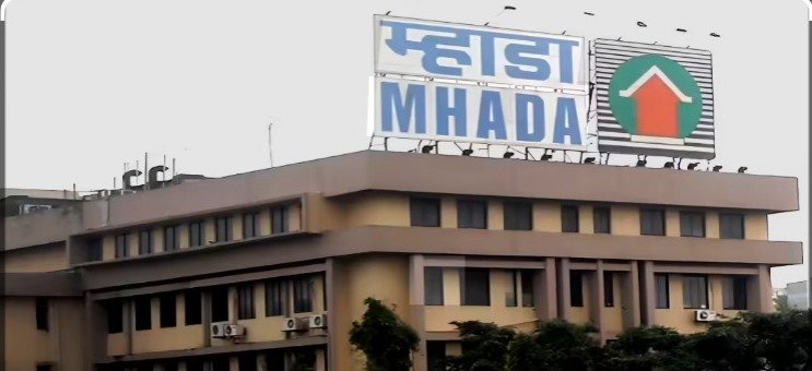 “म्हाडाचा सावळागोंधळ: विजेत्यांचे स्वप्न अधांतरी, बिल्डरची मनमानी!”